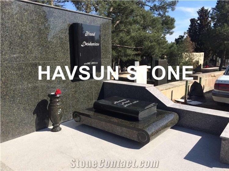 Green Granite Monument/Tombstone/Headstone