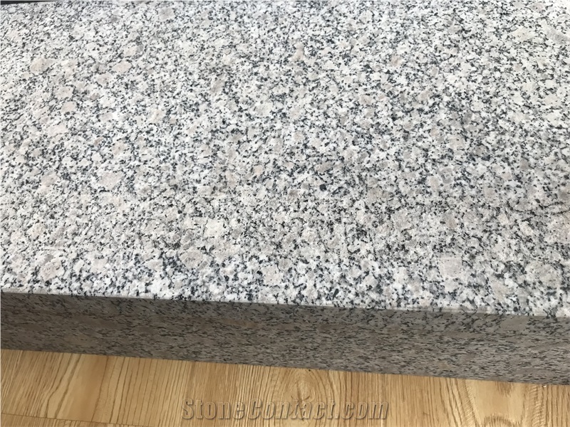 G383 Pearl White Granite Honed Standard Steps