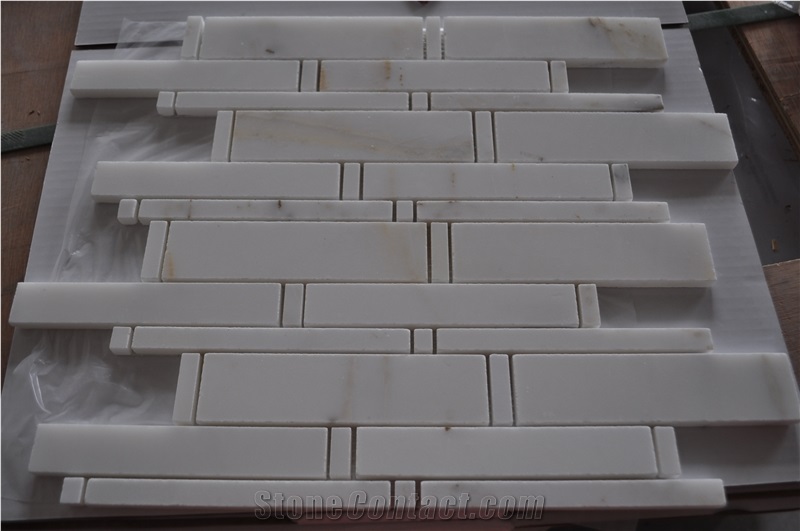 Eastern White Marble Wall Mosaic Chipped Laminat