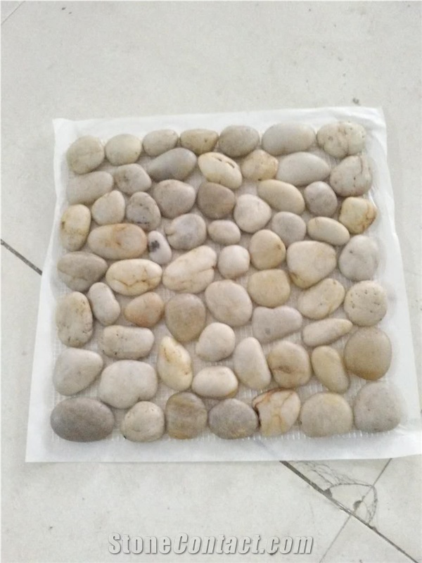 Pebble Beach Granite Mixed Pebble Stone Walkway