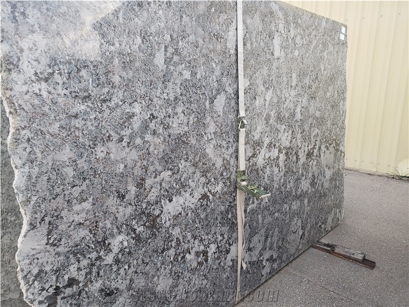 Exotic Ganache Granite Slabs