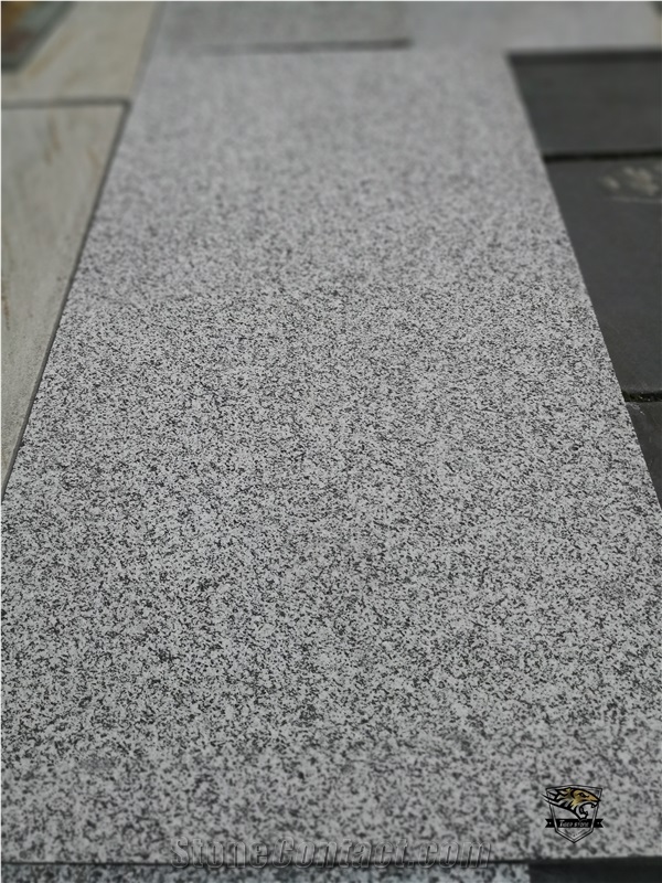 G633y Dark Grey Granite Flamed Floor Tiles