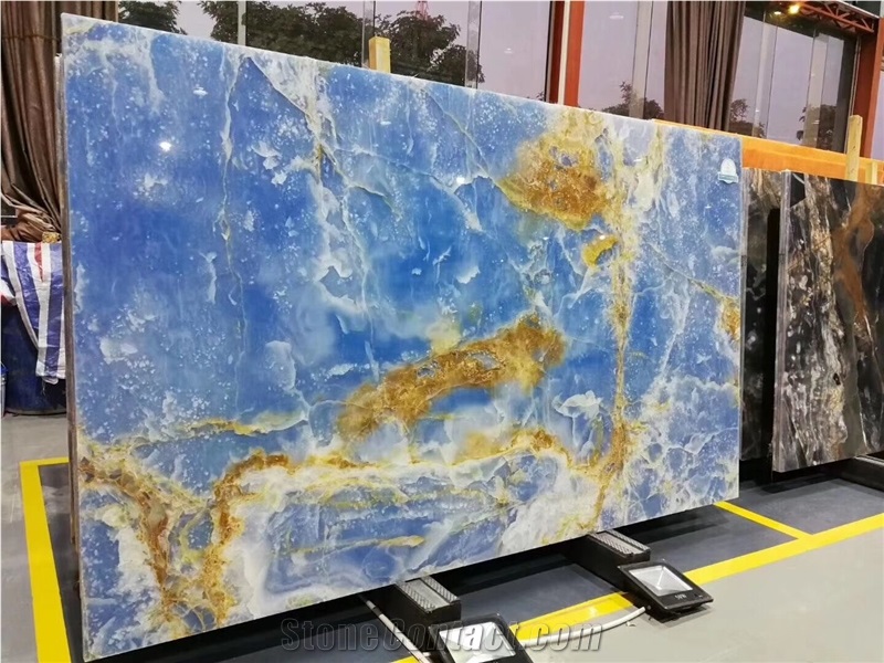 Bookmatched Backlit Blue Onyx Slabs for Wall Tiles