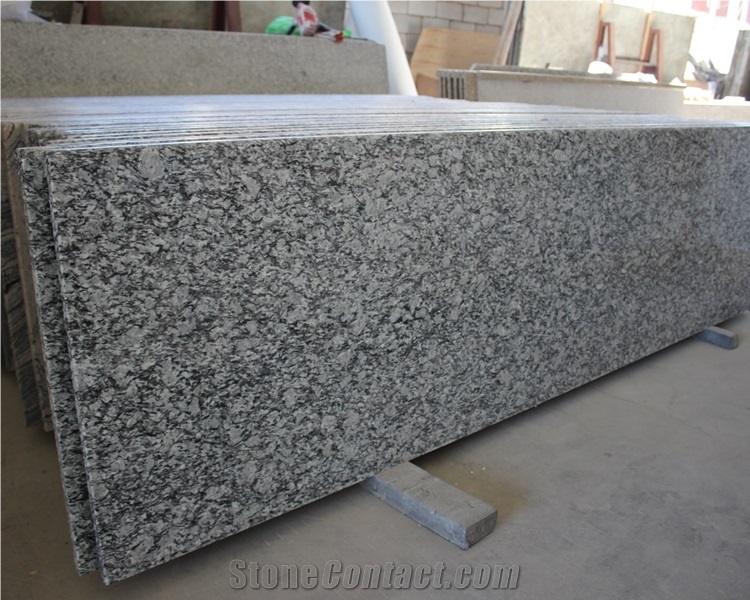 Wave White Granite Kitchen Countertop