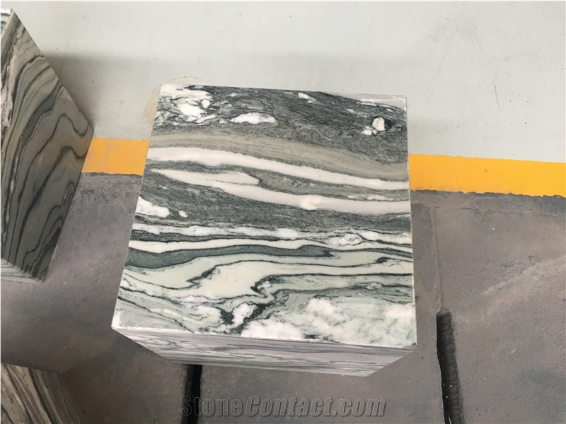 Green Color Luxury Stone Polished Granite Tiles