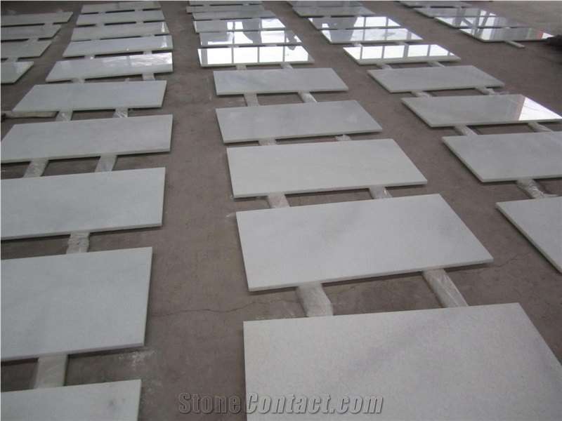 China Crystal White Marble Flooring Tile Price