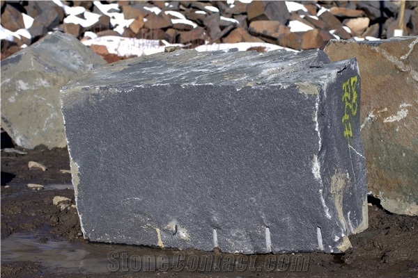 Gabbro Stone Blocks, Karelia Black Granite Block