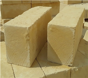Gravina Tufa Masonry Bricks