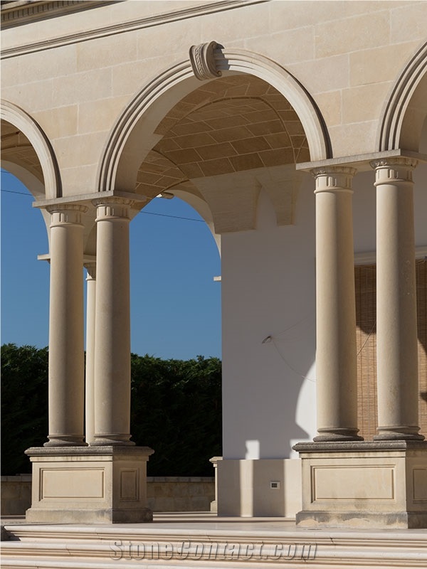 Pietra Leccese Calcare Columns, Arches