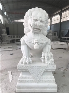 White Marble Lion Sculpture & Statue