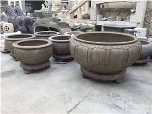 Granite Garden Water Pot