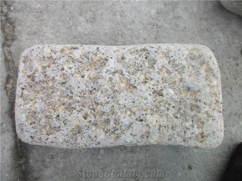 Natural Tumbled G682 Granite Paving Cobbles Sets