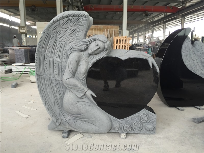 Shanxi Black Granite Stone Angel with Heart