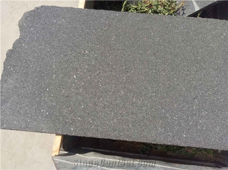New Zimbabwe Black Granite