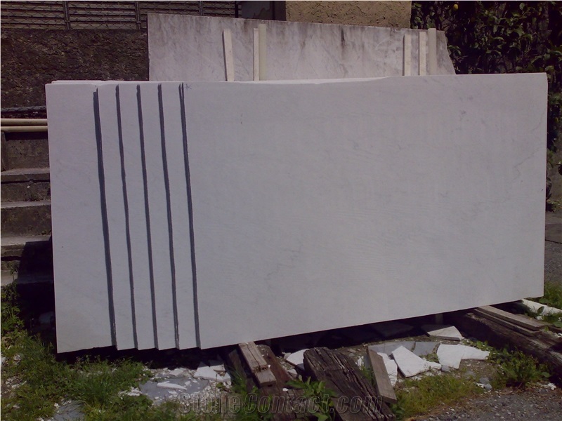 Italian White Carrara Slabs and Tiles