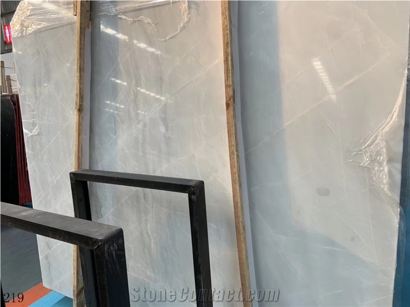 Blue Crystal Onyx Semi White Onix Slab in China
