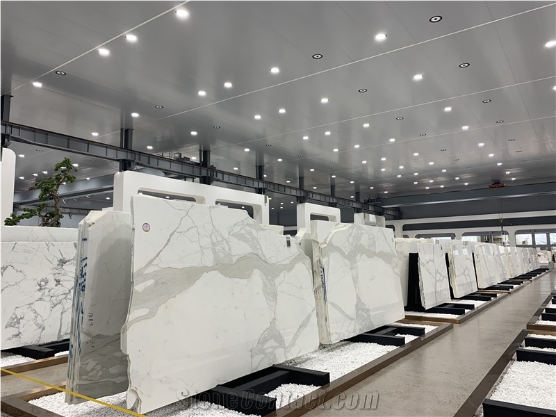 Calacatta Carrara White Marble Slabs