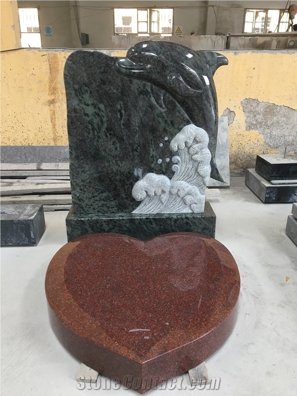 Granite Tropical Green Dolphine Monument