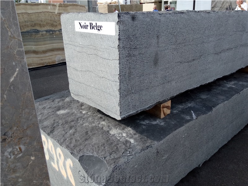 Nero Belgio- Noir Belge Limestone Blocks