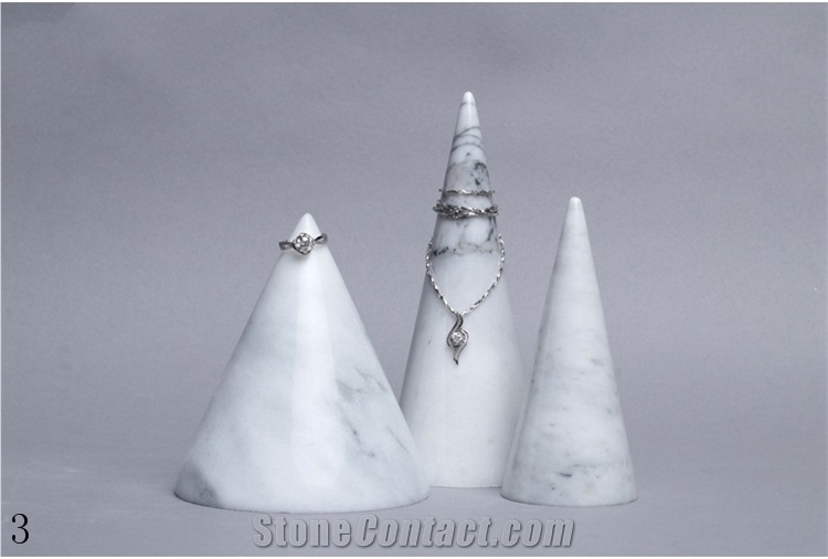 Natural White Marble Stone Jewelry Rack
