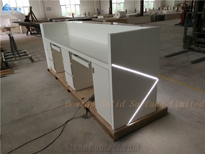 Solid Surface Airport Front Reception Counter