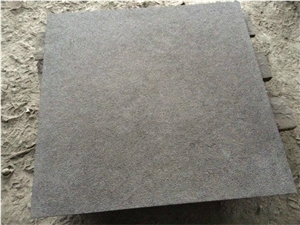 China Black Basalt New G684 Bush Hammered Tiles