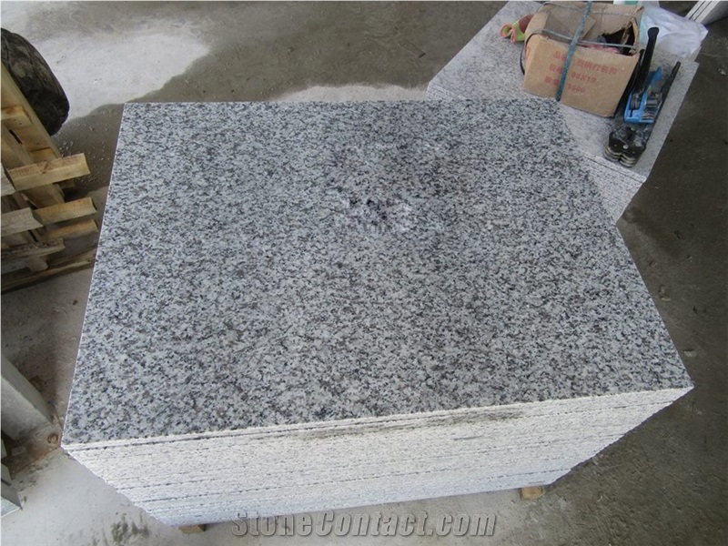 China Tongan Bai G655 Granite Flamed Tiles