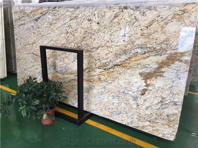 China Golden Crystal Granite Slab