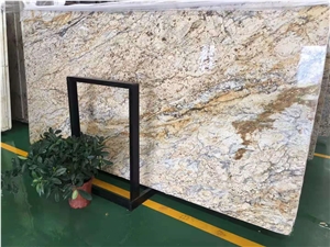 China Golden Crystal Granite Slab