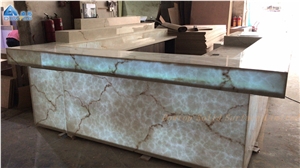 Translucent Marble Stone Top Restaurant Counter