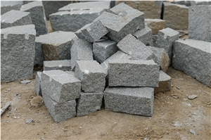 Bergama Grey Granite Split Cobble Stone