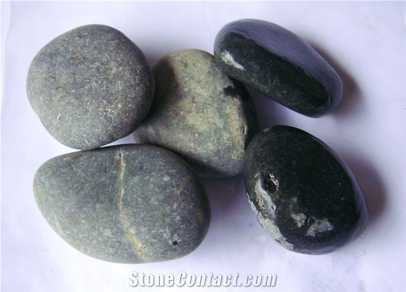 Swarthy Black - Black Pebble Beach Stone