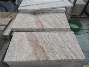 China Padang Golden Leaf Granite Slab and Tile