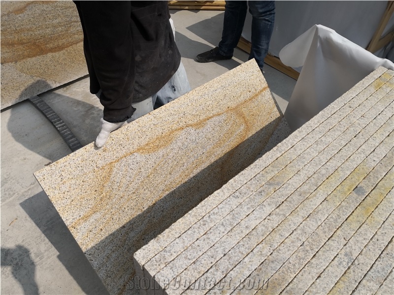 Chinese Golden Cristal Granite Slab and Tiles