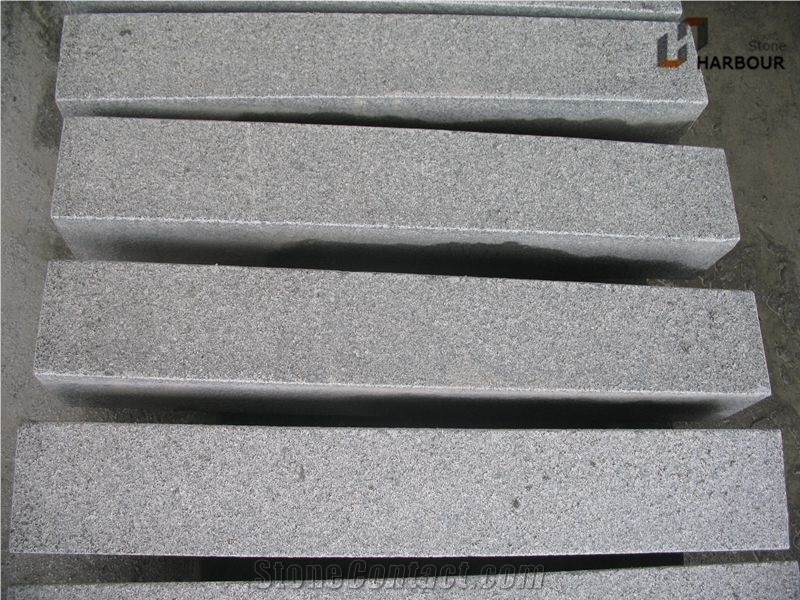 G654 Flamed Kerb Stone