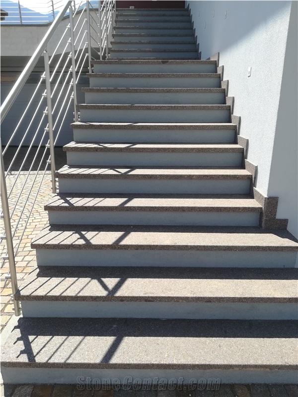 Grey Porphyry Stair Treads, Porfido Fortebuso Steps