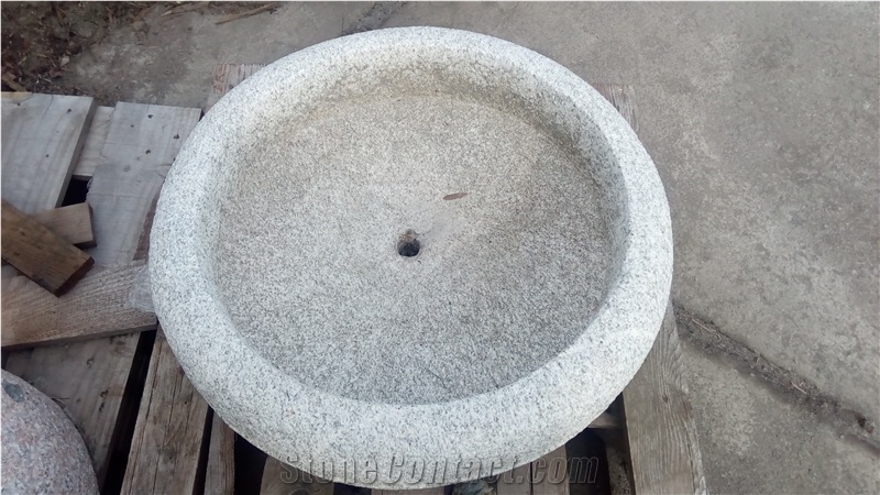 Round Garden Dish for Plants and Flowers