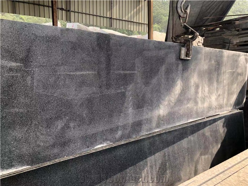 China Dark Grey and Cheap Granite G654 Slabs