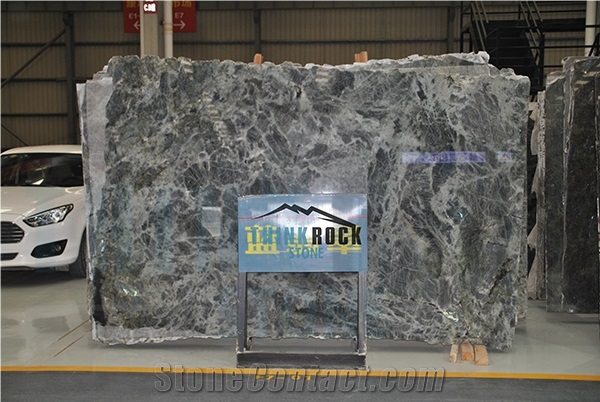 Emerald Blue Granite Slabs for Wall Covering