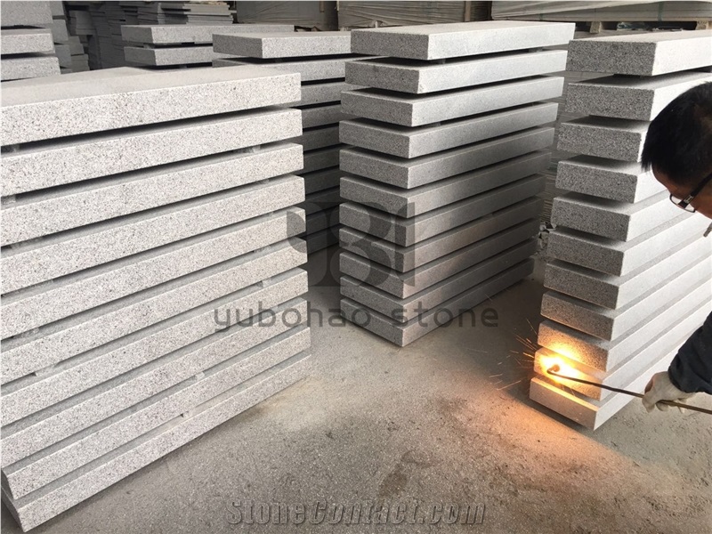 China Popular Cheap G654 Granite Steps for Floor