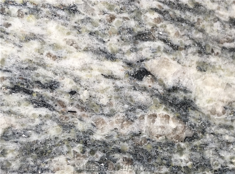 China Polished Cloudy White Granite Slab and Tiles