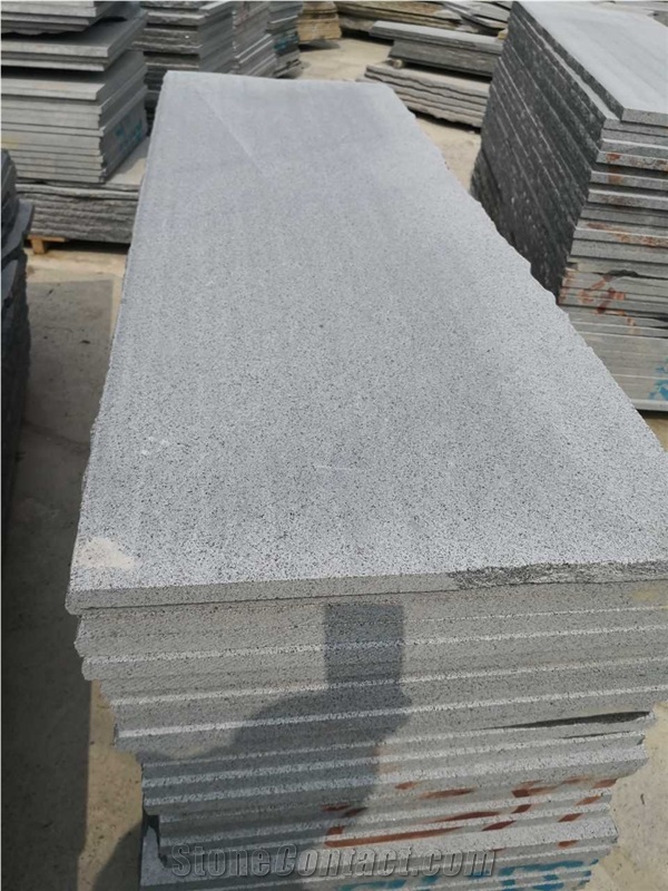 Pepperino Padang Dark Grey Granite Walling Tiles