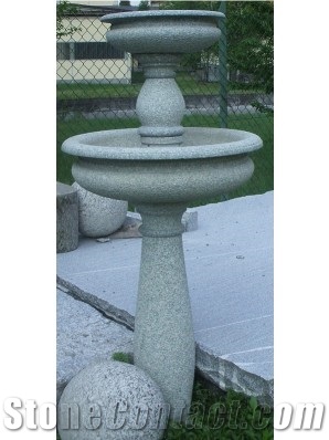 Round Fountain in Verde Mergozzo