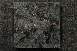 Piroksenit Granite