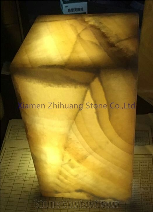Yellow Onyx with Blue Line for Lantern