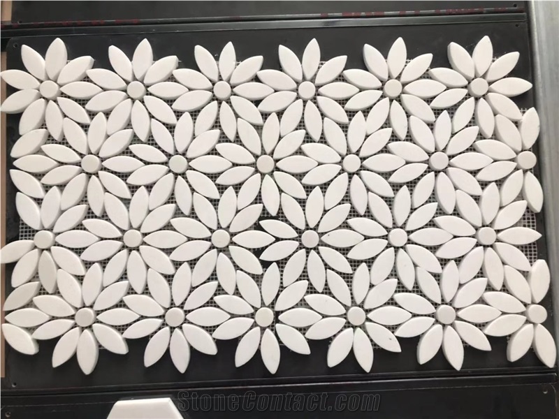 Crystal White Mosaic Flooring for Bathroom