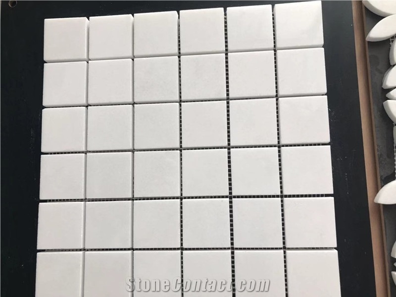 Crystal White Mosaic Flooring for Bathroom