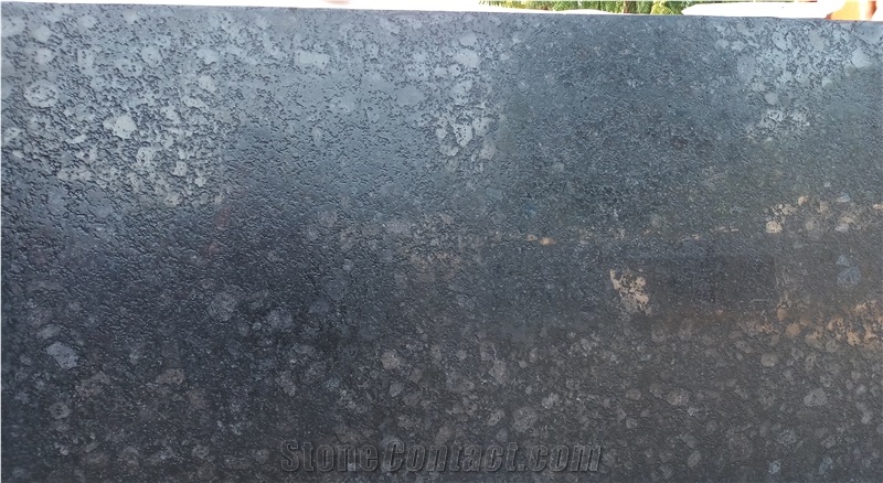 Indian Z Brown Granite Slabs