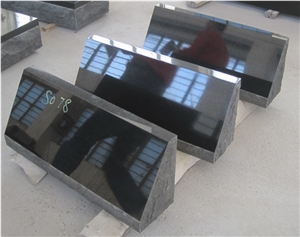 China Black Granite Monument & Tombstone Slants