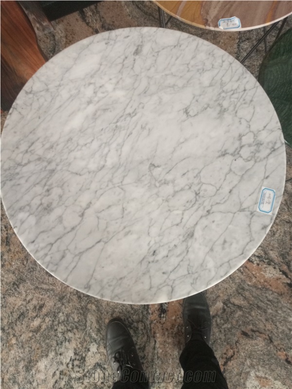 Arabescato Corchia Marble Round Table